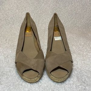Kanna Tan Peep Toe Wedge Sandals Size 38